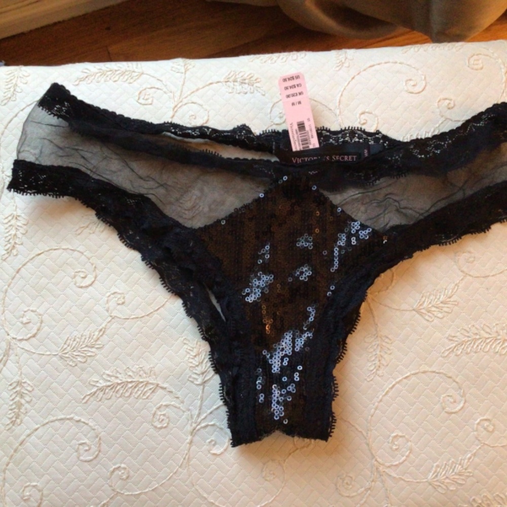 Victoria Secret Sheer Mesh Sequin Front Lace Trim Cheeky Pantie in Blk Sz M NWT - Picture 2 of 4